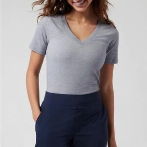 Athleta Renew Seamless Vneck Gray